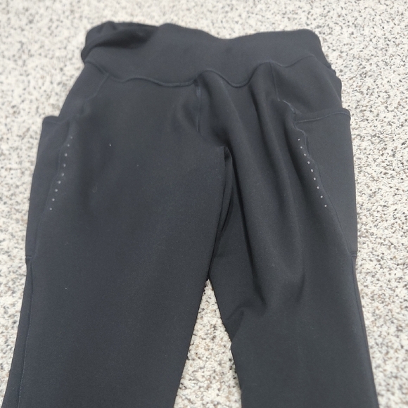 Lululemon Black High-Waisted Leggings - Picture 8 of 10